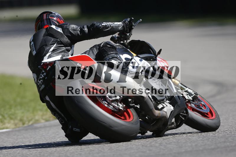 Archiv-2025/48 25.08.2025 Cornu Master School ADR/rot-rouge/unklar